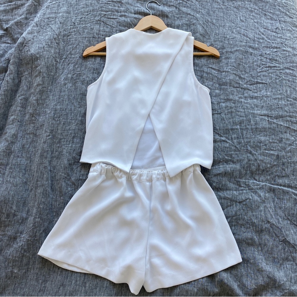 Club Monaco White Backless Romper Jumpsuit - Size 00 - Picture 5 of 6